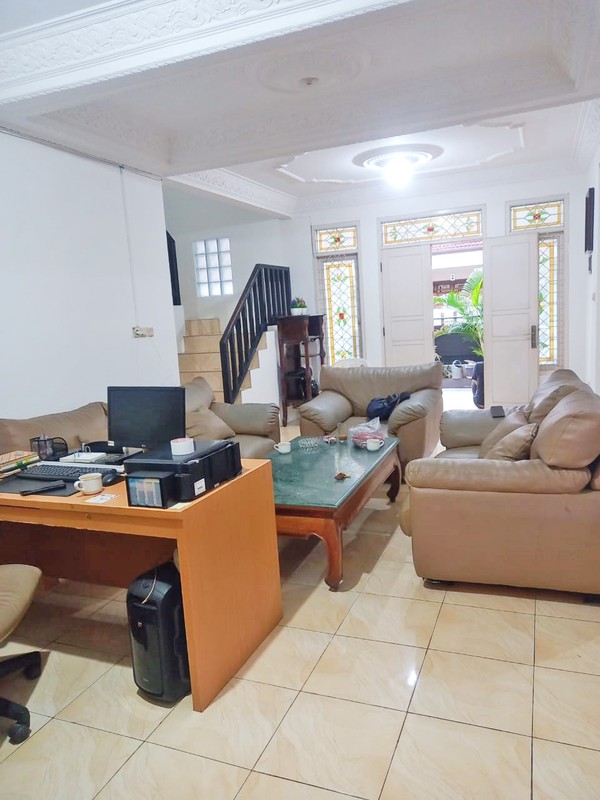 Rumah Siap Huni ada Kos-kosan di Griya Loka BSD City