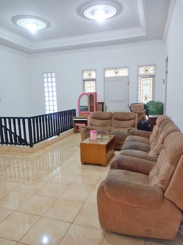 Rumah Siap Huni ada Kos-kosan di Griya Loka BSD City