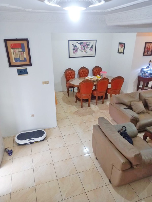 Rumah Siap Huni ada Kos-kosan di Griya Loka BSD City