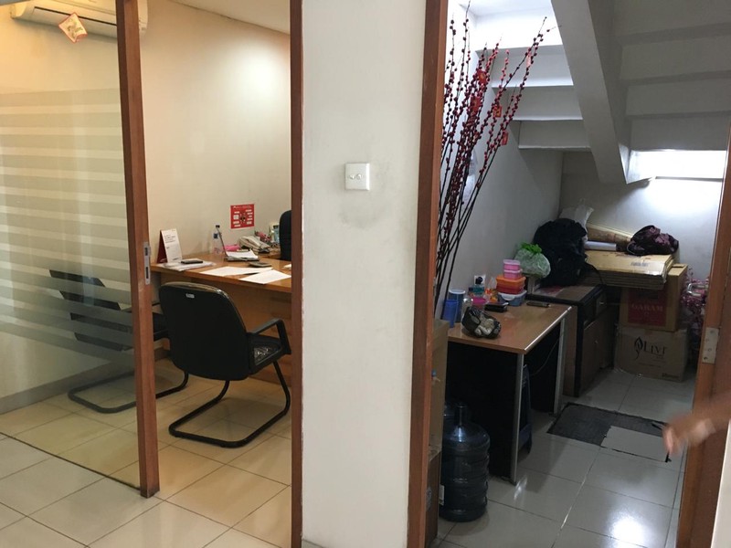 SEWA RUKO RAYA MARGOMULYO BEKAS BANK