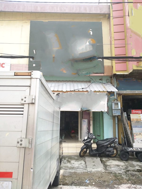 DISEWAKAN RUKO 2,5 LANTAI PUSAT BISNIS  PERDAGANGAN JALAN BALEWERTI SURABAYA