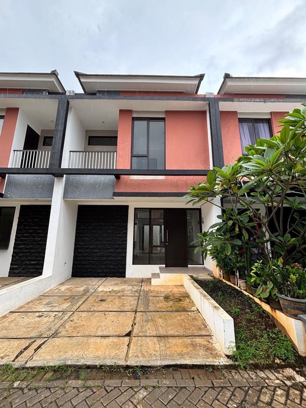 Rumah Brand New, 2 Lantai, dalam Cluster keamanan 24 Jam 