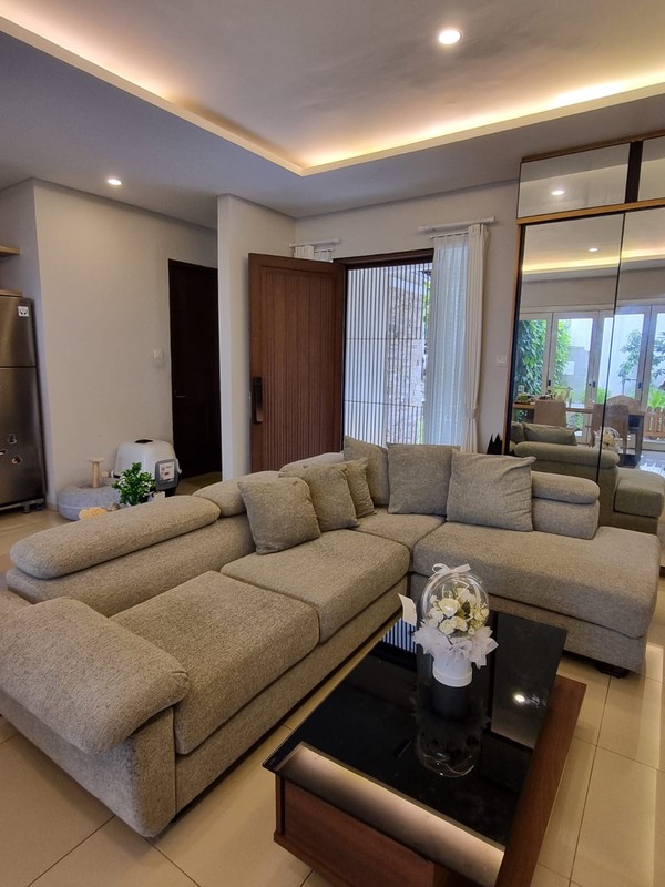 Rumah 2 Lantai Siap Huni dengan Hunian Nyaman dan Asri @Lebak Bulus, Jakarta Selatan