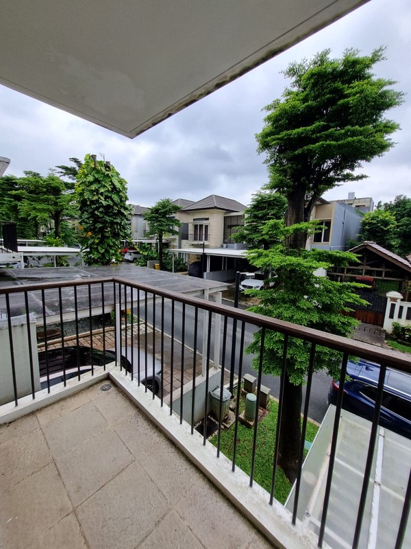 Rumah 2 Lantai Siap Huni dengan Hunian Nyaman dan Asri @Lebak Bulus, Jakarta Selatan