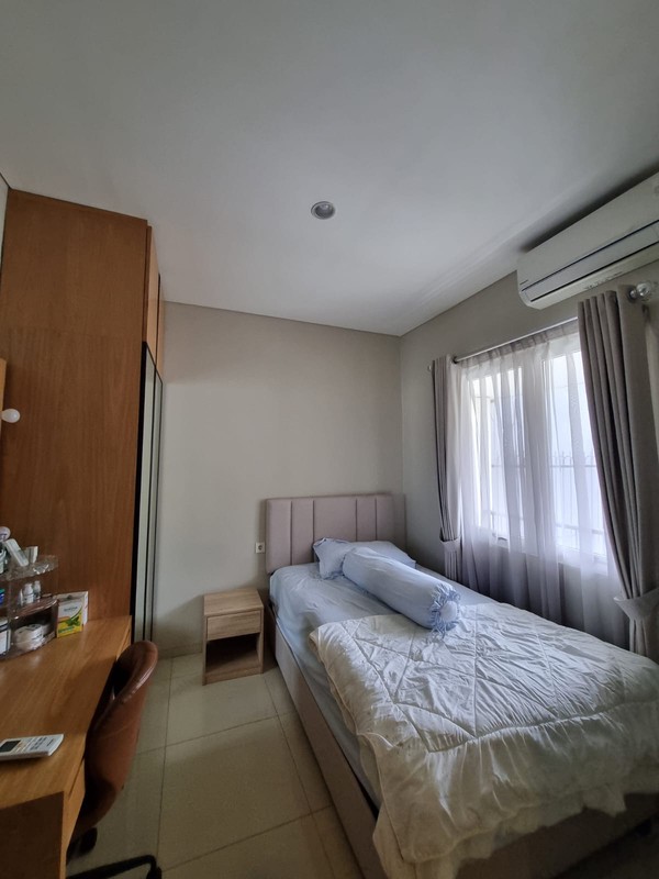 Rumah 2 Lantai Siap Huni dengan Hunian Nyaman dan Asri @Lebak Bulus, Jakarta Selatan