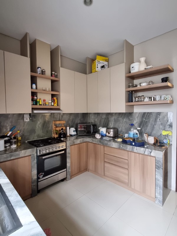 Rumah 2 Lantai Siap Huni dengan Hunian Nyaman dan Asri @Lebak Bulus, Jakarta Selatan