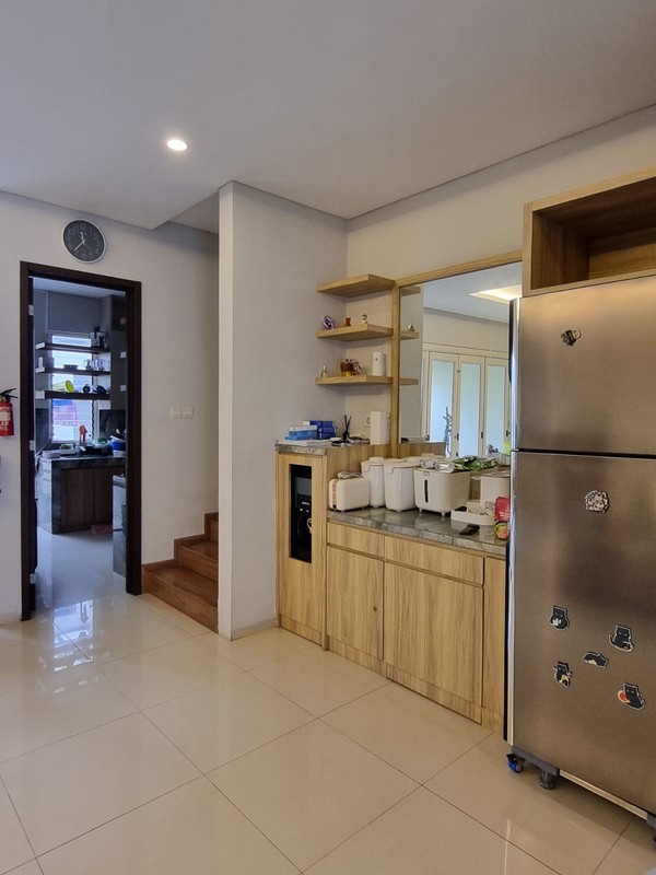 Rumah 2 Lantai Siap Huni dengan Hunian Nyaman dan Asri @Lebak Bulus, Jakarta Selatan