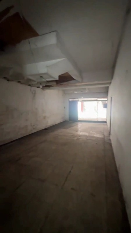 Dijual murah rumah hitung tanah strategis nol jalan under NJOP Surabaya pusat