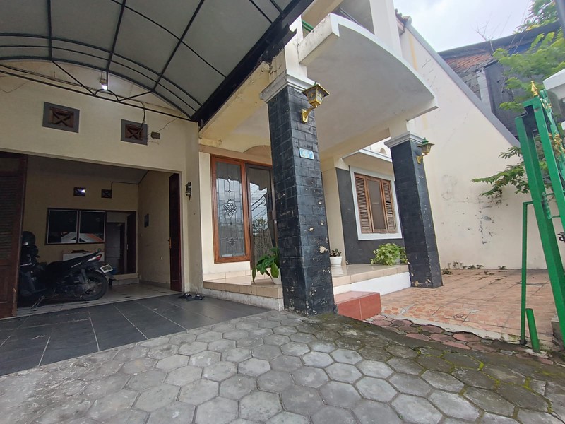 Dijual Rumah Minimalis 2 Lantai Lokasi Premium & Strategis di Caturtunggal, Depok, Sleman