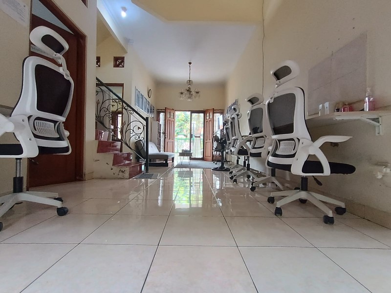 Dijual Rumah Minimalis 2 Lantai Lokasi Premium & Strategis di Caturtunggal, Depok, Sleman