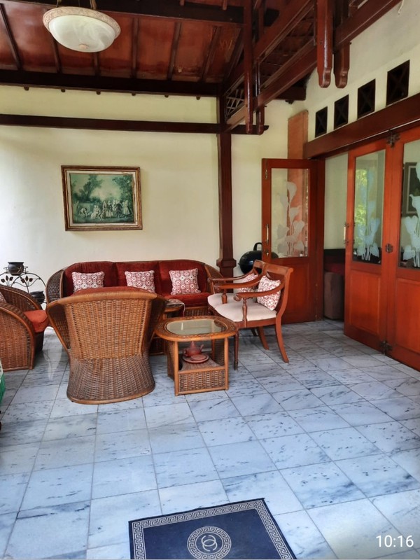 Rumah Siap Huni dengan Hunian Nyaman dan Asri di Ciputat