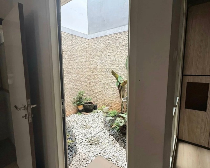 Rumah Bagus, lingkungan aman dan nyaman di Bintaro Sektor 7.