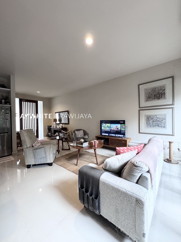 Townhouse Siap Huni Dalam Cluster Lingkungan Tenang Area Cilandak Jagakarsa