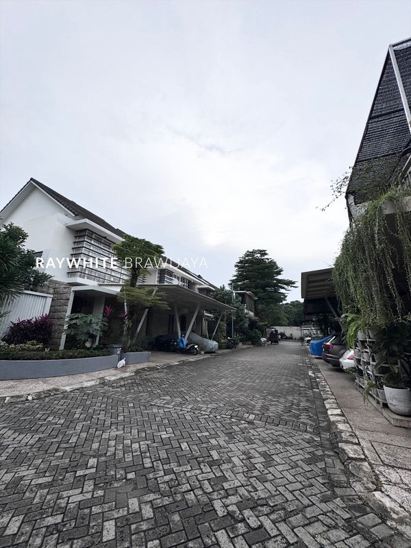 Townhouse Siap Huni Dalam Cluster Lingkungan Tenang Area Cilandak Jagakarsa