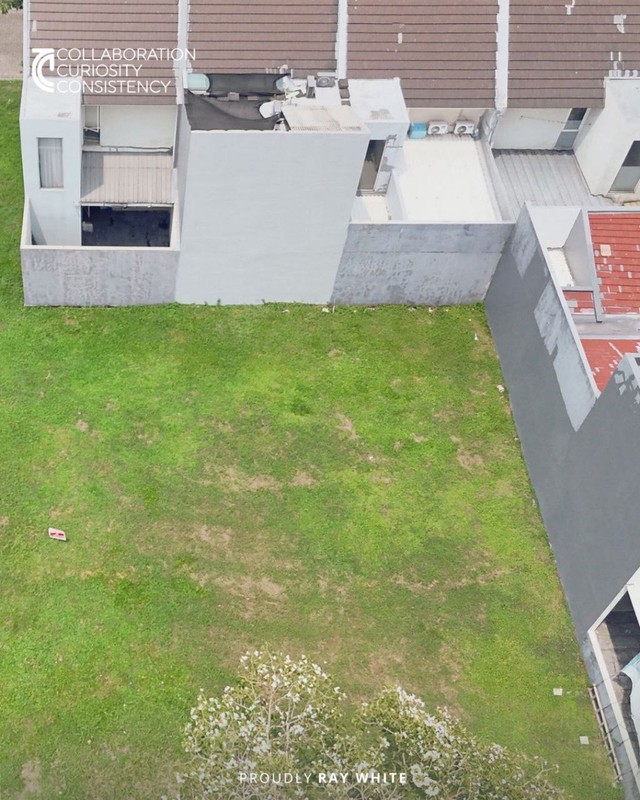 Dijual tanah citraland wiyung lakarsantri greenlake strategis dekat Unesa Surabaya Barat 