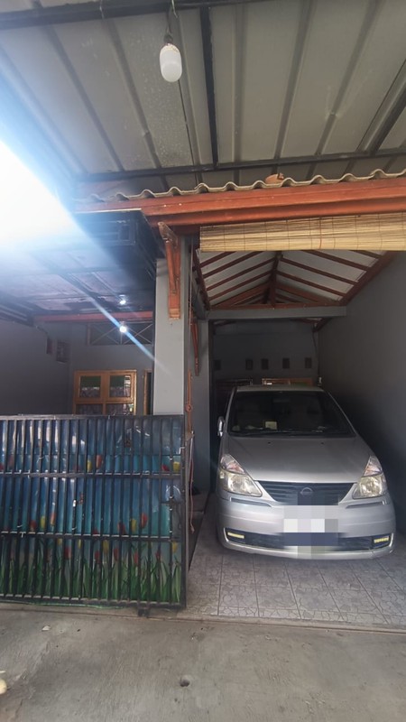 Rumah Strategis di Perumahan Kota Serang Baru - Pinggir jalan area usaha perumahan