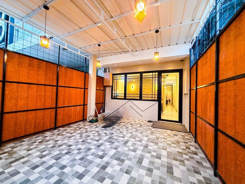 Rumah Kos Brand New Full Furnished di Tanjung Duren Jakarta Barat