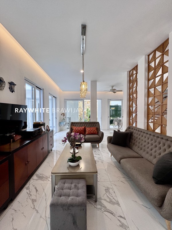 Rumah Full Renovasi Siap Huni Lokasi Strategis Area Paso Jagakarsa