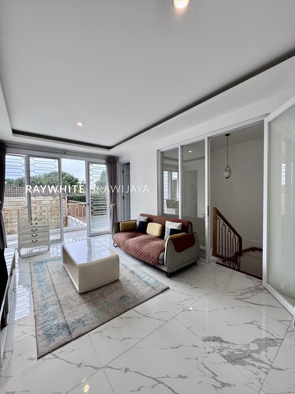 Rumah Full Renovasi Siap Huni Lokasi Strategis Area Paso Jagakarsa