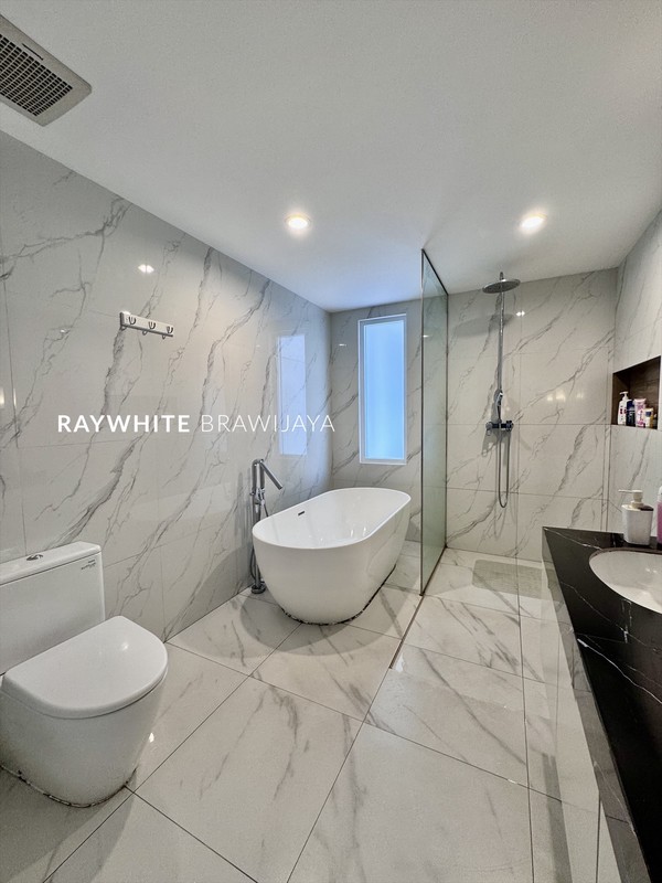 Rumah Full Renovasi Siap Huni Lokasi Strategis Area Paso Jagakarsa