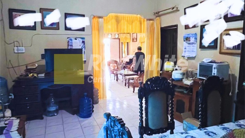 Rumah dan Kost 2 Lantai di Pusat Komersil Jambi