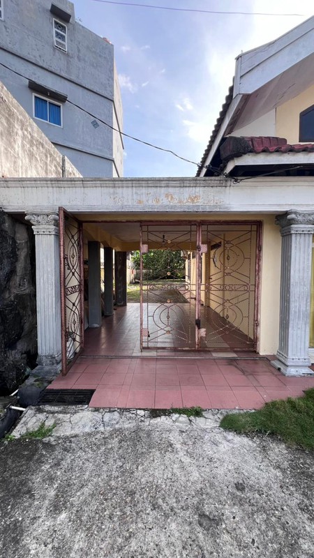 Rumah dan Kost 2 Lantai di Pusat Komersil Jambi