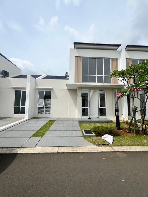 Rumah Bagus Di Cluster Aster, Paramount Petals Curug Tangerang