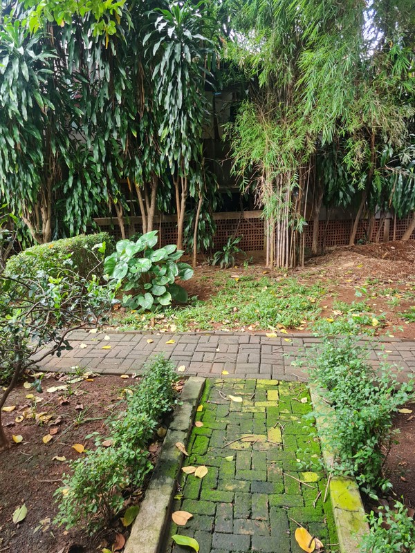 Rumah Bagus Di Jl Matraman Dalam Pegangsaan Jakarta Pusat