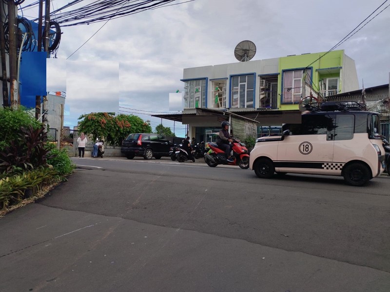 Ruko 2 Gandeng Pinggir Jalan Utama Harga Nego Sampai Deal di Bintaro Jaya.