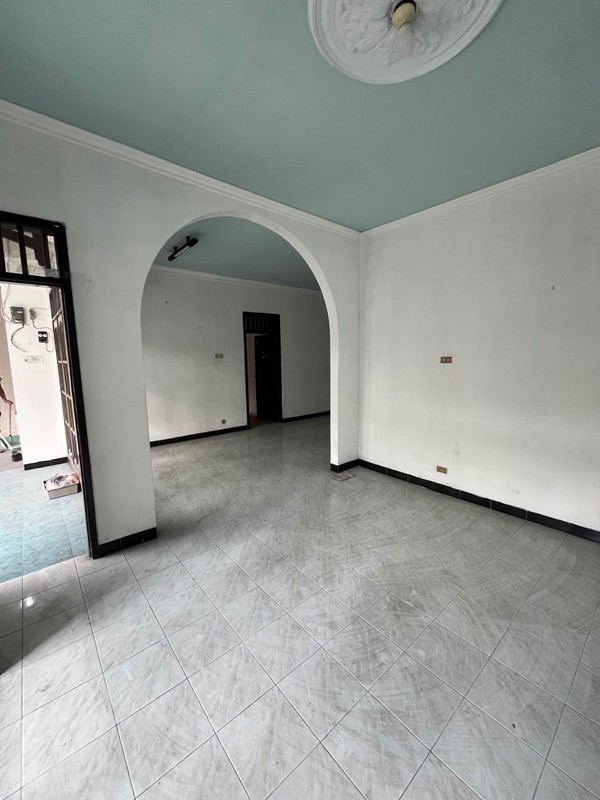 Rumah Dijual di Baruk utara Surabaya Dekat MERR