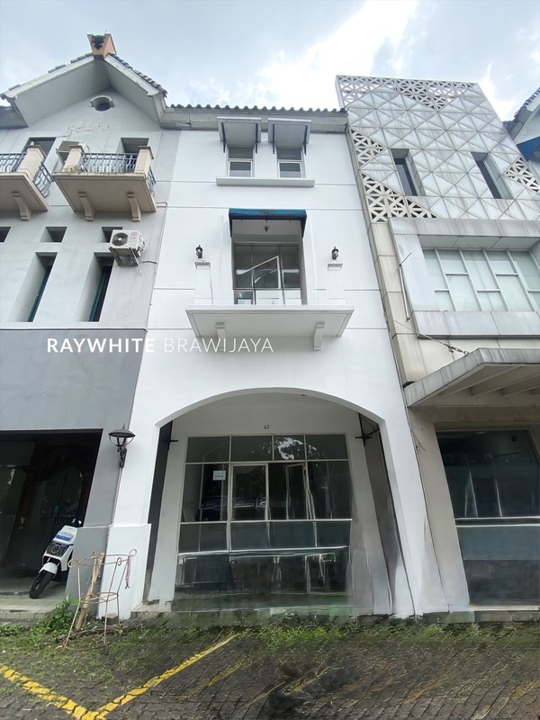 Disewakan Ruko Plaza 3 Bangunan 3,5 Lantai Area Pondok Indah