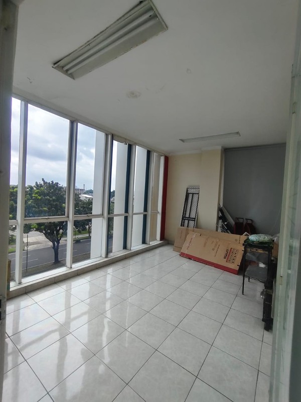 Ruko Siap Pakai di Ruko Emerald Aveneu Tangerang selatan