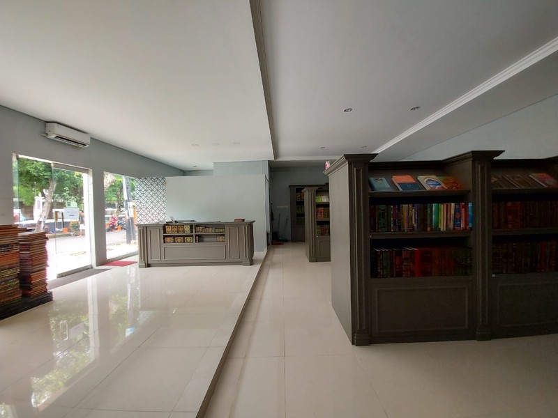 Kalibata Timur gedung kantor gudang zona ungu komersial