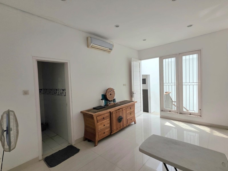 Rumah Bagus,dalam cluster di Bintaro Jaya 9