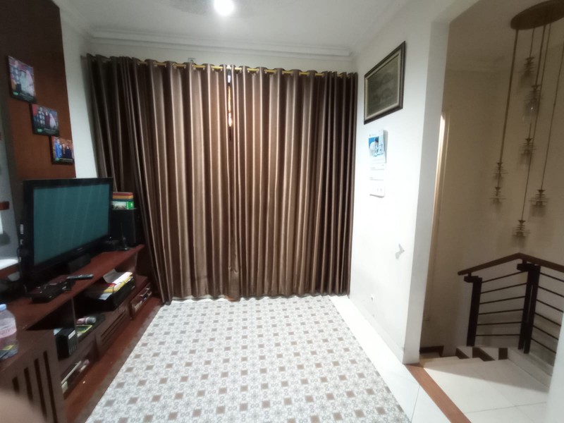 Rumah Cluster Cantik di Cirendeu Selatan Jakarta