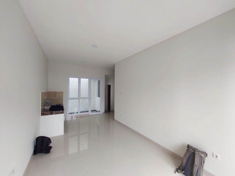 Rumah Baru Dalam Cluster. Sertipikat Sudah Pecah Per Kavling. Dua Lantai Unfurnished di Palem Puri. Bebas Banjir.