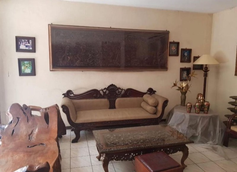 Dijual 300 M2 Rumah Raya Sukomanunggal Jaya - Hadap Nol Jalan Raya Komersial Area Cocok Buat Segala Usaha , Cafe, Resto, Showroom 