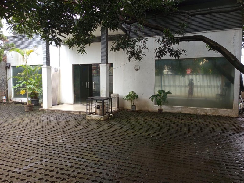 DI JUAL RUMAH EX KANTOR DI AREA MAMPANG PRAPATAN