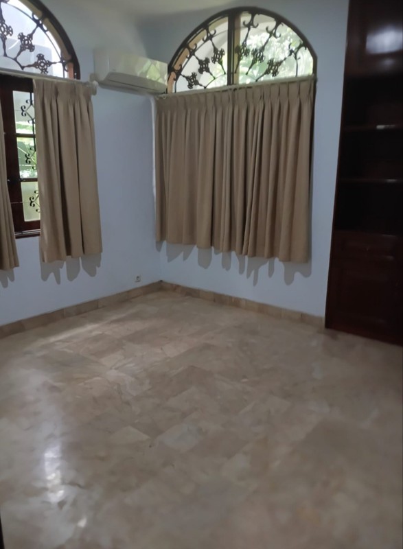 Disewakan di Mega kuningan, Setiabudi;  Jakarta Selatan