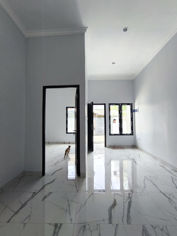 Rumah 2 Lantai Siap Huni dengan Hunian Nyaman dan Asri @Ciputat