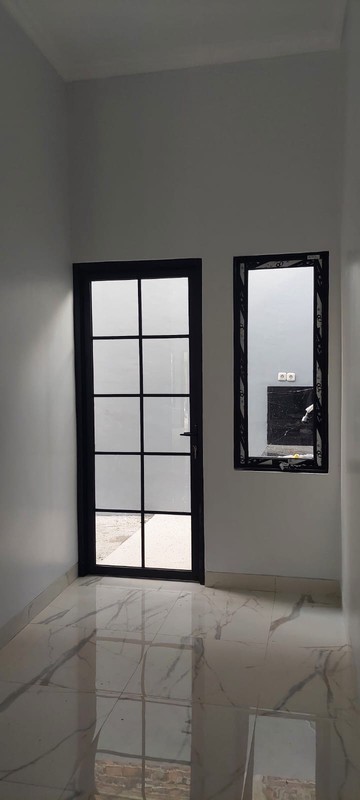 Rumah 2 Lantai Siap Huni dengan Hunian Nyaman dan Asri @Ciputat