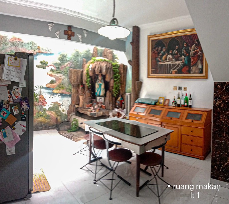 Rumah 2 Lantai Siap Huni Jalan Nirwana Cengkareng Jakarta Barat