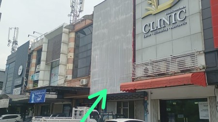 Disewakan Ruko Tiga Lantai Bukit Darmo Golf  Surabaya Barat