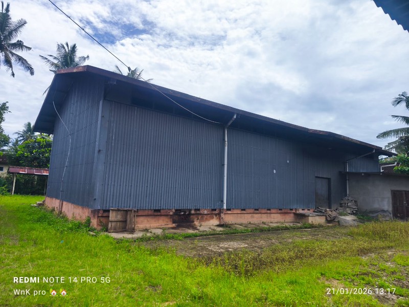 Tanah Luas Bonus Bangunan Gudang & Kantor Lokasi Nanggulan - Kulon Progo 