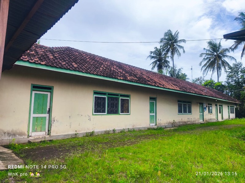 Tanah Luas Bonus Bangunan Gudang & Kantor Lokasi Nanggulan - Kulon Progo 