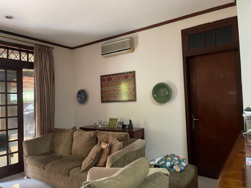 Dijual Rumah di lebak Bulus 