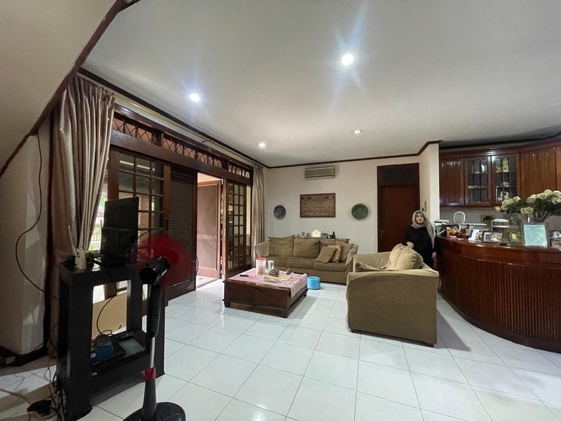 Dijual Rumah di lebak Bulus 