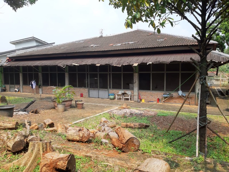 Rumah Luas Besar cck untuk perumahan/invest dan huni di Cempaka, Jakarta Selatan