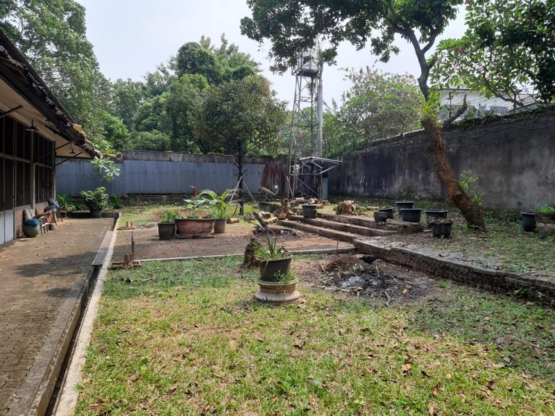 Rumah Luas Besar cck untuk perumahan/invest dan huni di Cempaka, Jakarta Selatan