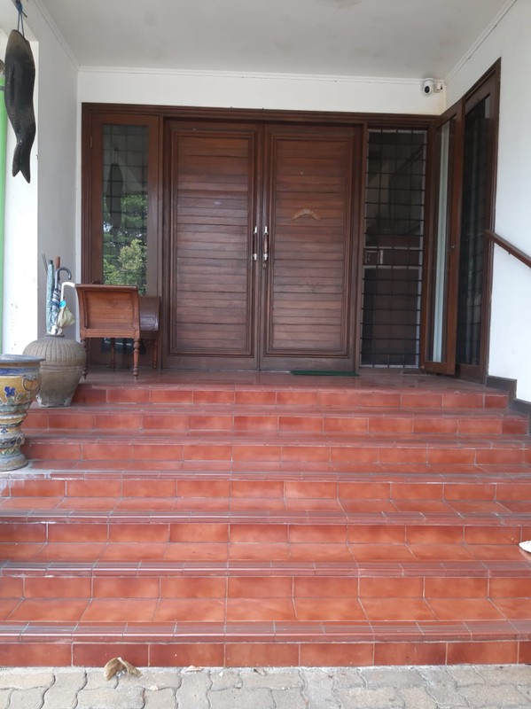 Rumah Luas Besar cck untuk perumahan/invest dan huni di Cempaka, Jakarta Selatan